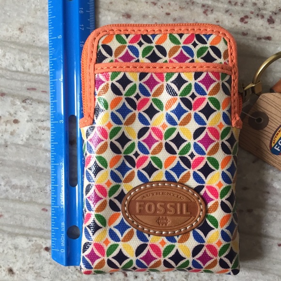 Fossil Accessories - FOSSIL NWT Smartphone Wristlet w/Keychain
